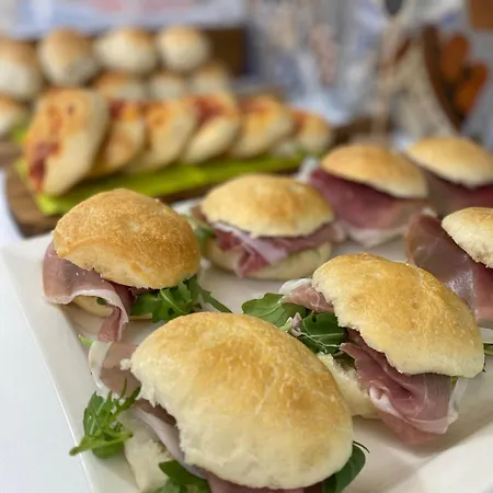 La Maison Derriere 4*