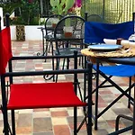 Bed & Breakfast La Maison Derriere