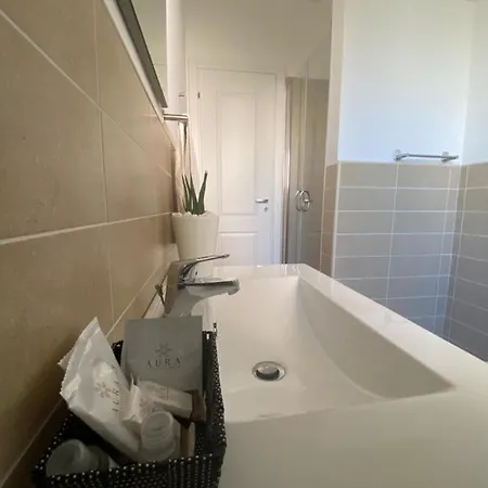 فندق مبيت وإفطار La Maison Derriere تروبيا