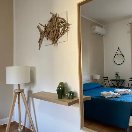 فندق مبيت وإفطار La Maison Derriere تروبيا