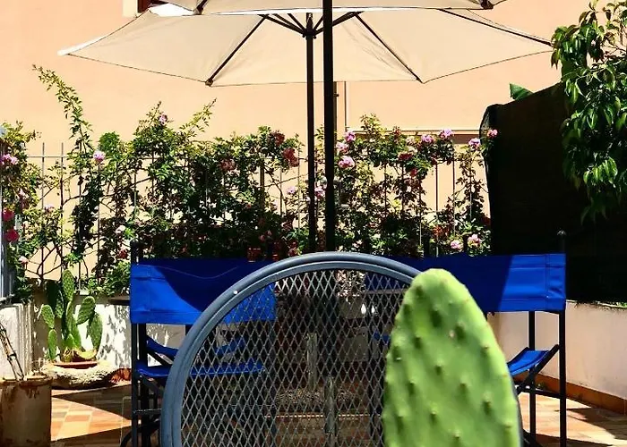 La Maison Derriere Nocleg ze śniadaniem 4*